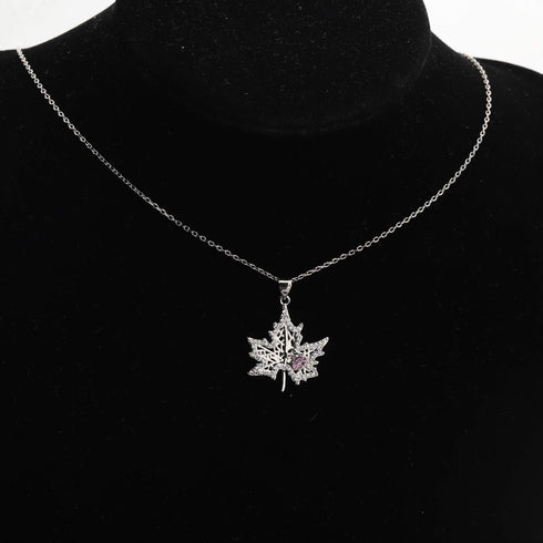 Maple Leaf Gift Canadian Maple Leaf Necklace Insect Gift Nature Lover Gift Leaf Jewelry for Women